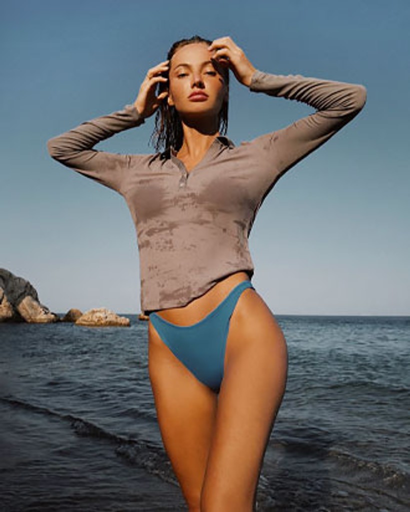 Hot Russian Women Sexy Bikini