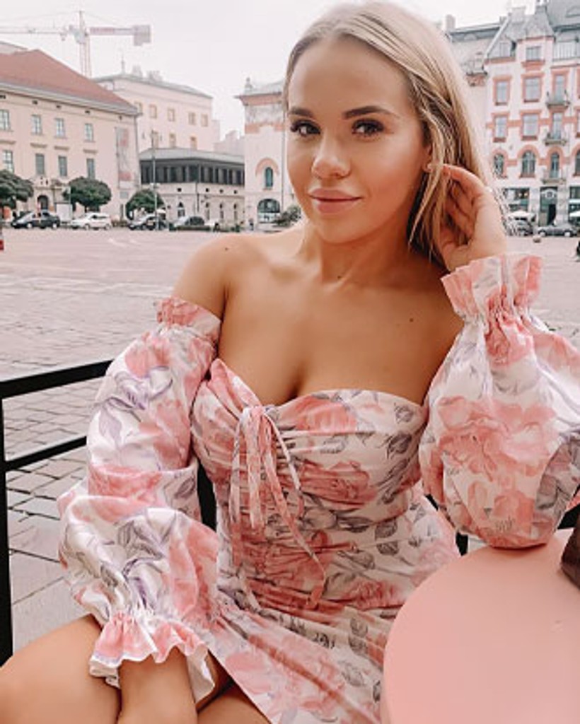 aleksandra olciiak pretty polish girl