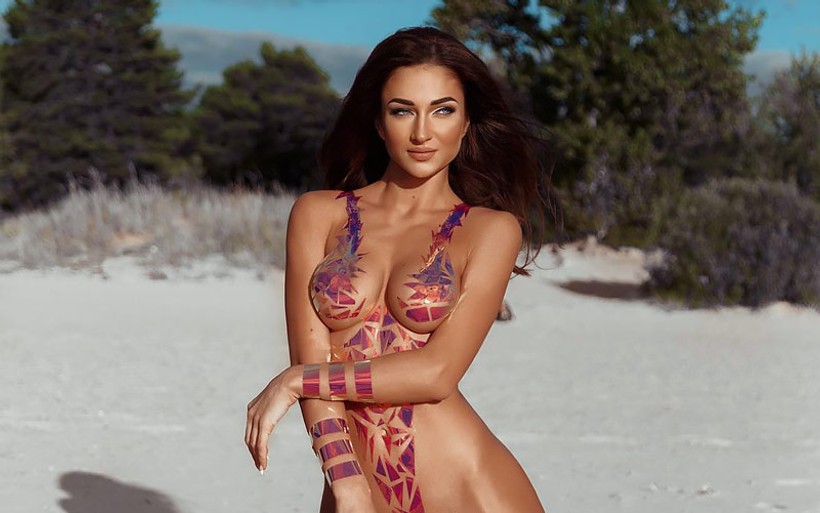 meet eastern european girl