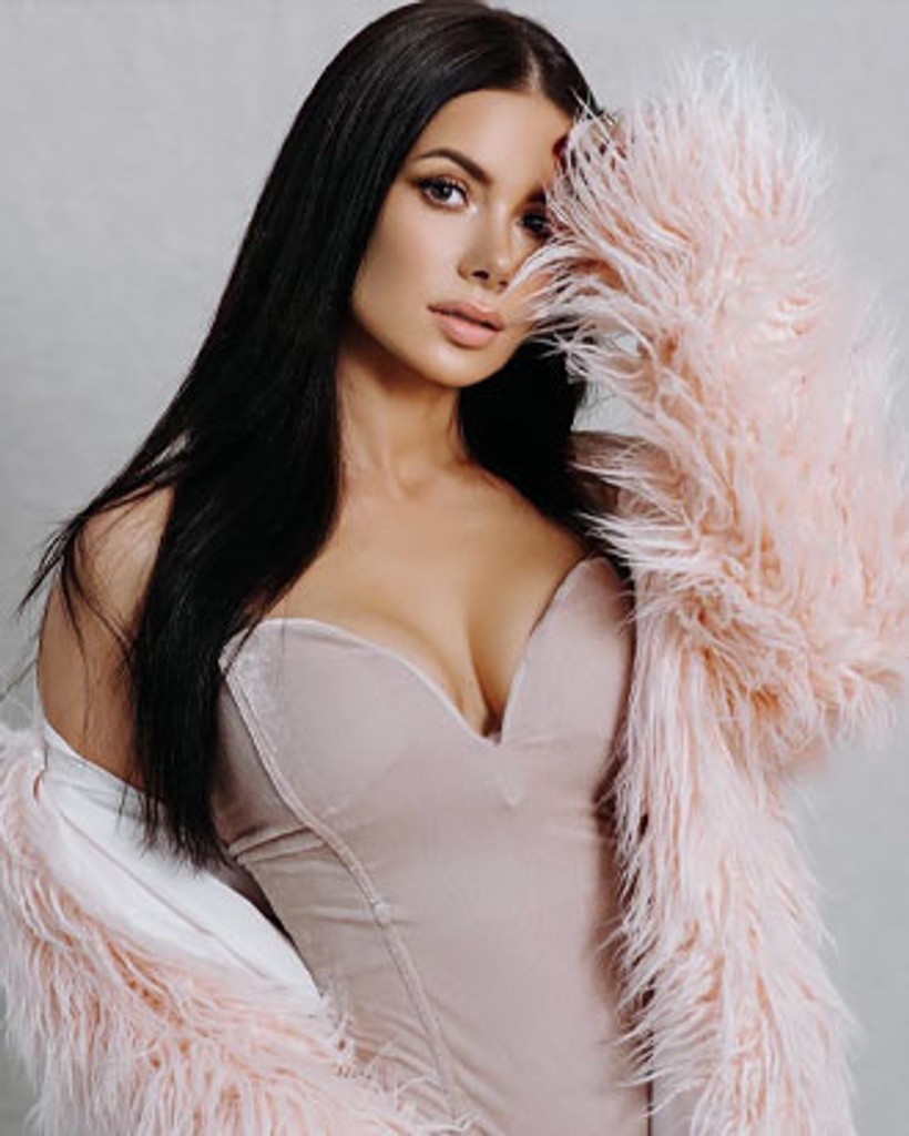 alina shamanska pretty ukrainian woman
